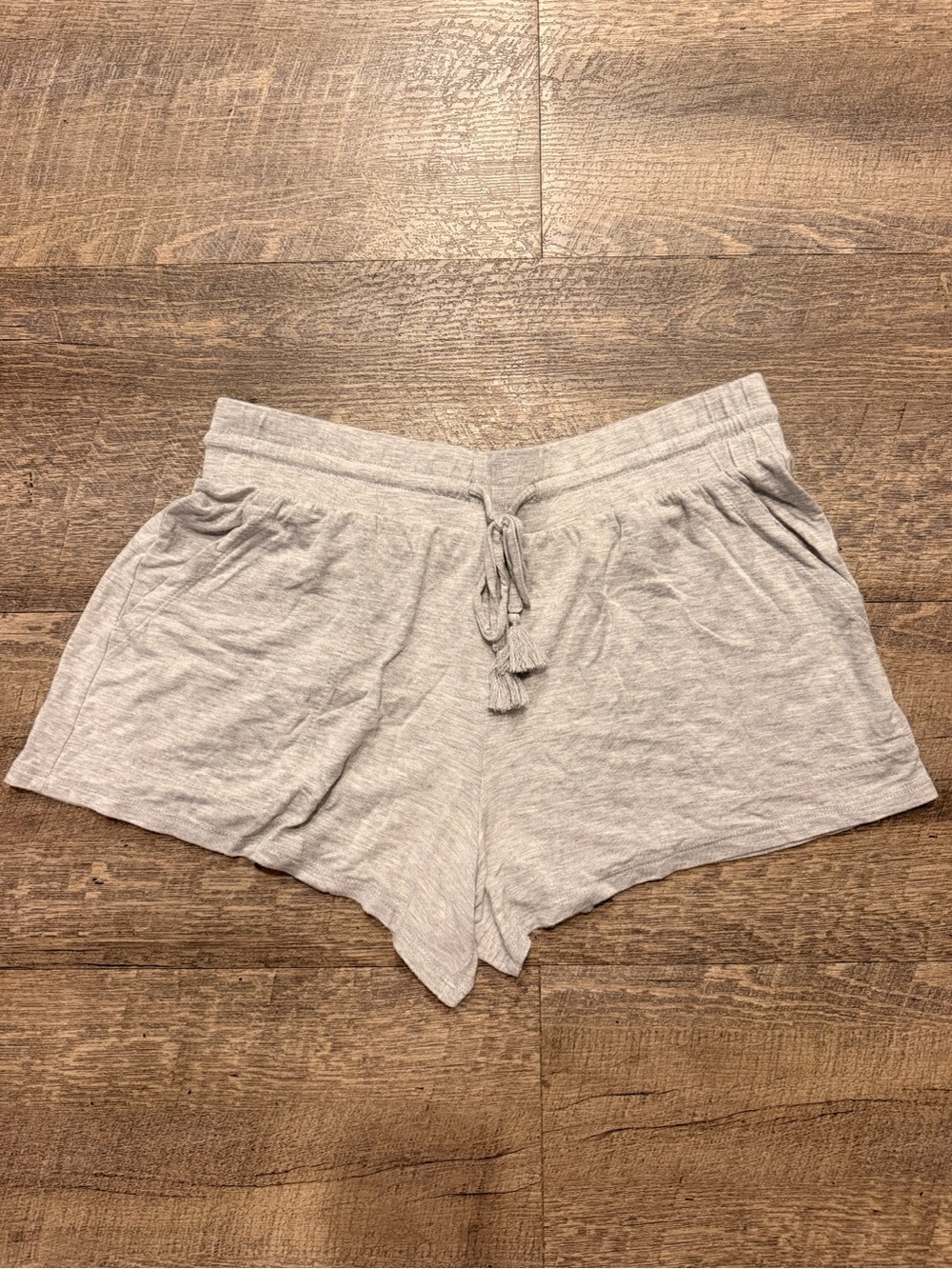 Stars Above Beautifully Soft Gray Lounge Shorts Women’s M